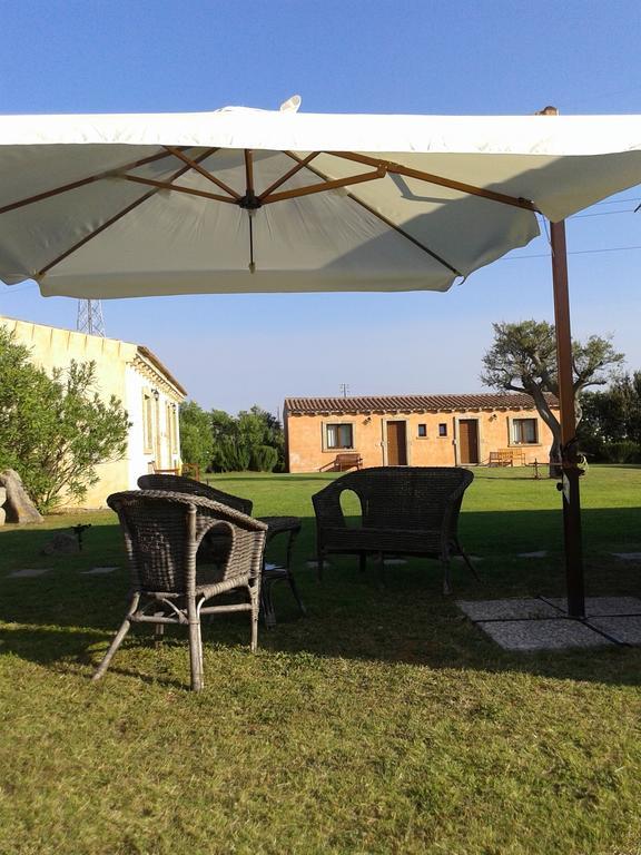 B&B Pubulos Olbia Bagian luar foto