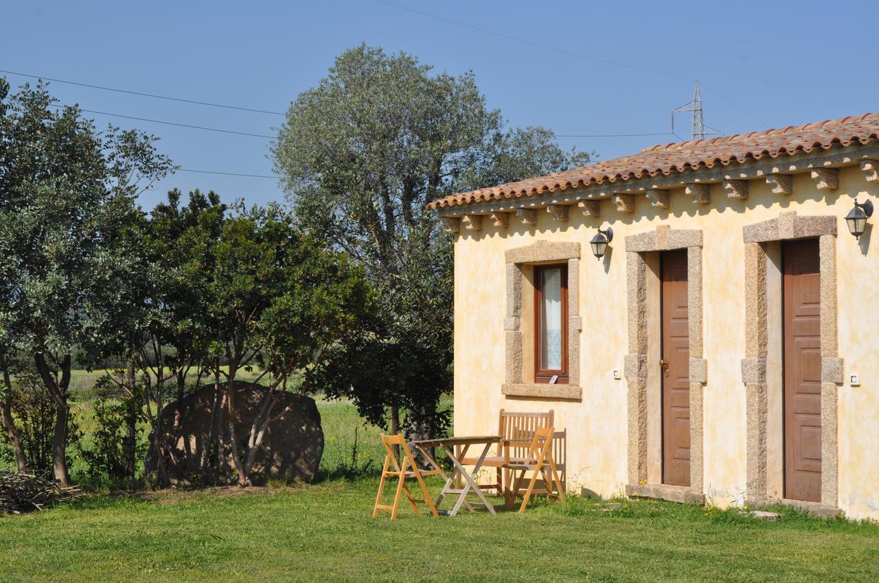 B&B Pubulos Olbia Bagian luar foto