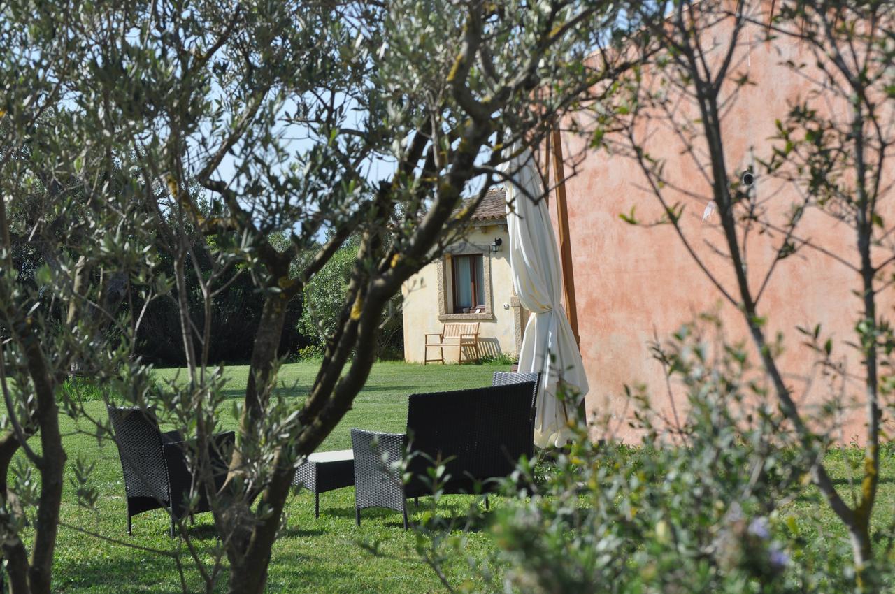 B&B Pubulos Olbia Bagian luar foto