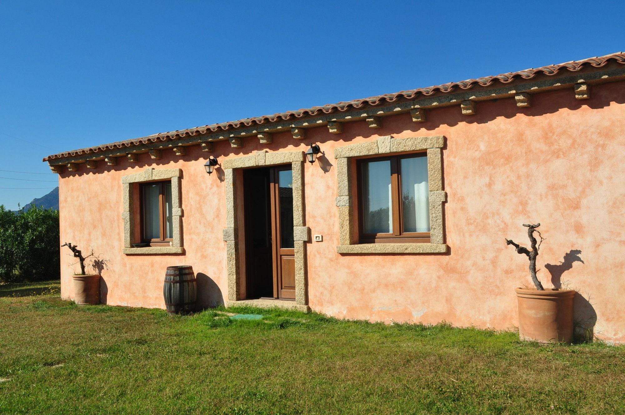 B&B Pubulos Olbia Bagian luar foto